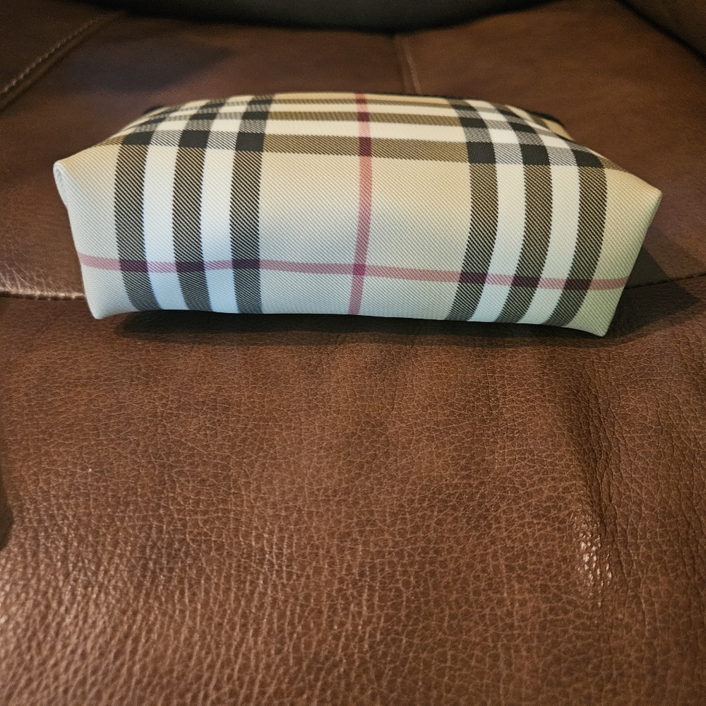 Classic Burberry clutch bag - Picture 2 of 7